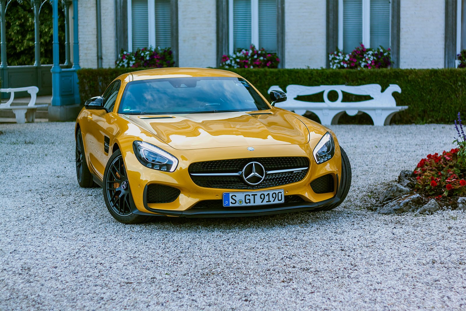 Rock on the Track: En Route to Spa with Mercedes-AMG 9