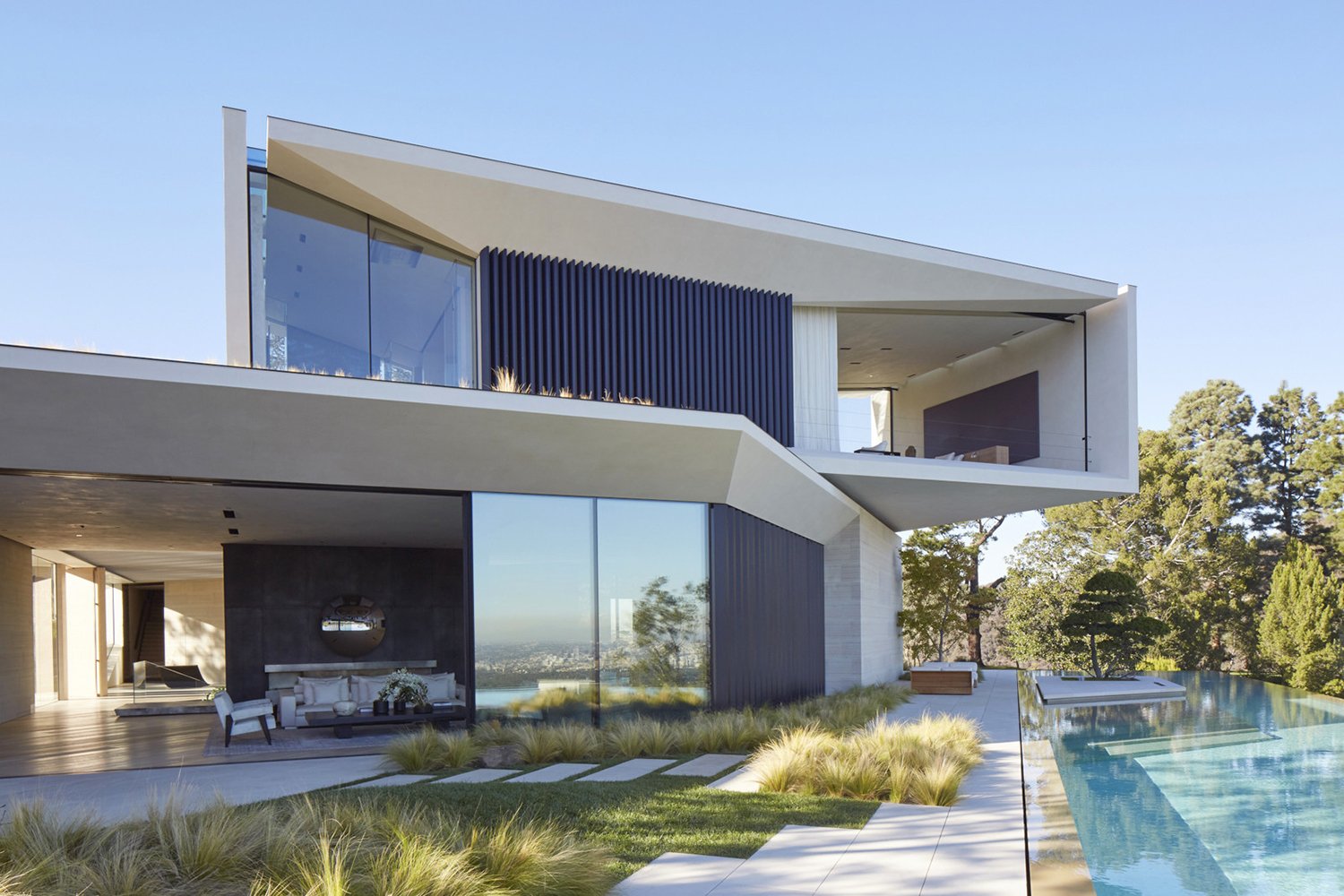 A Glimpse Into Michael Bay’s Incredible Dream Home 1