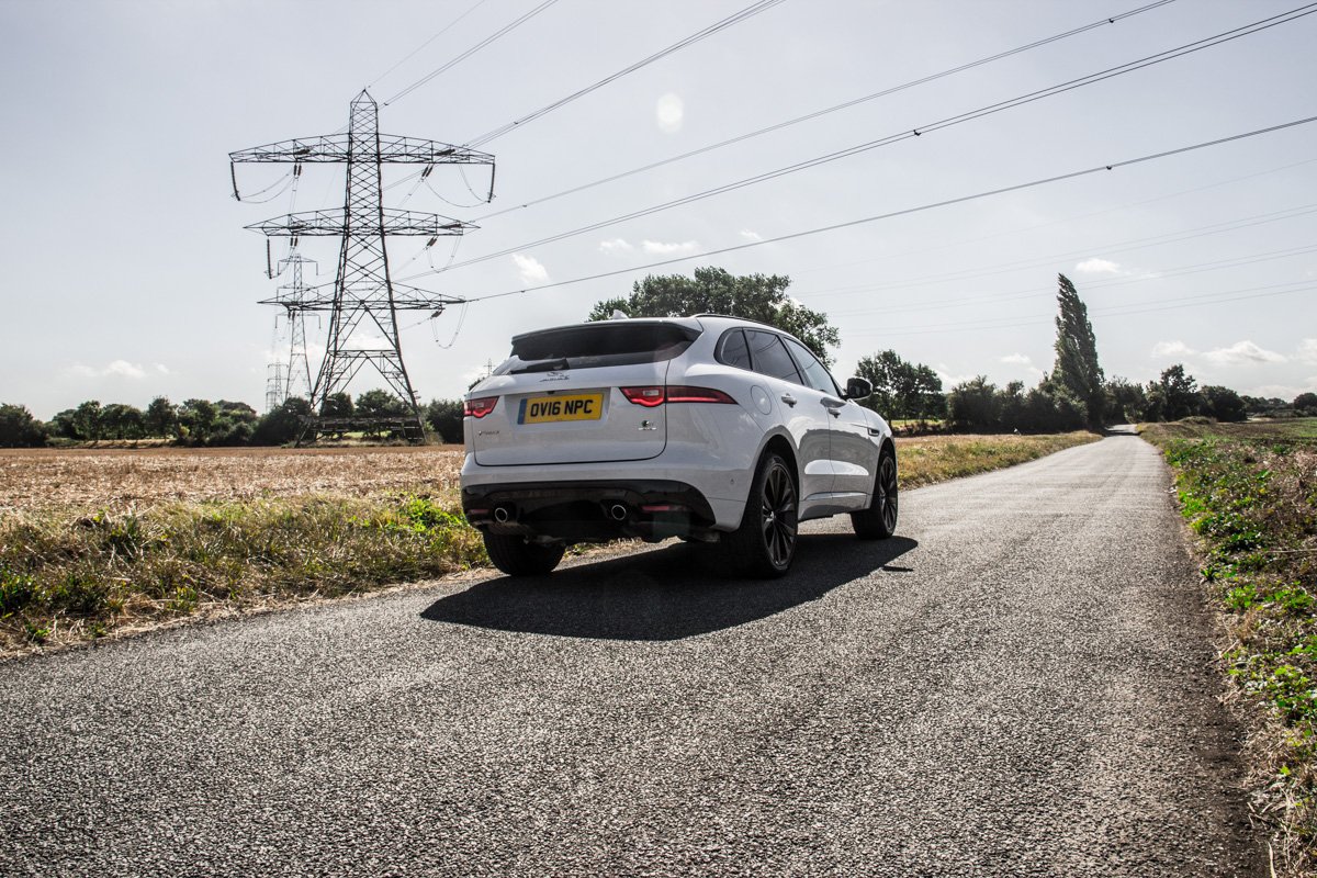 A Bigger Cat – The Jaguar F-Pace 6