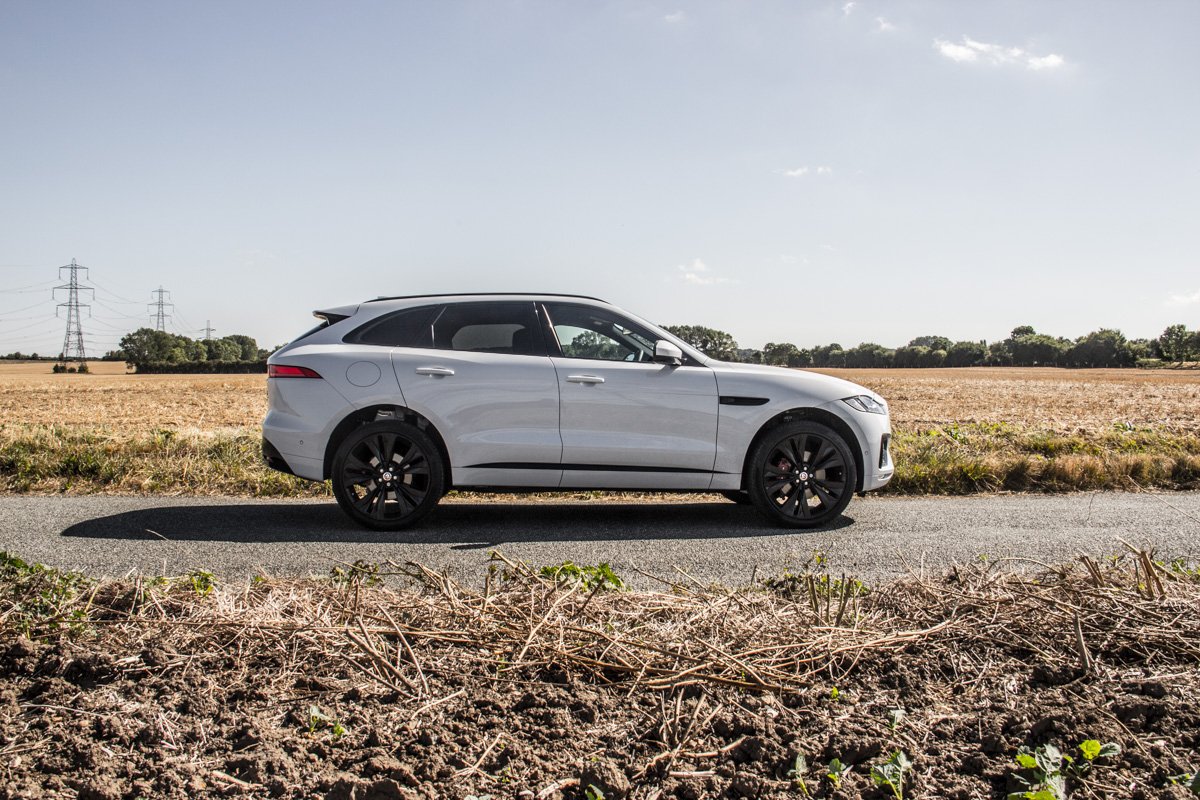 A Bigger Cat – The Jaguar F-Pace 7