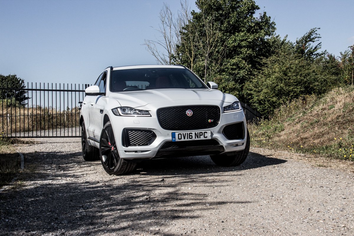 A Bigger Cat – The Jaguar F-Pace 4
