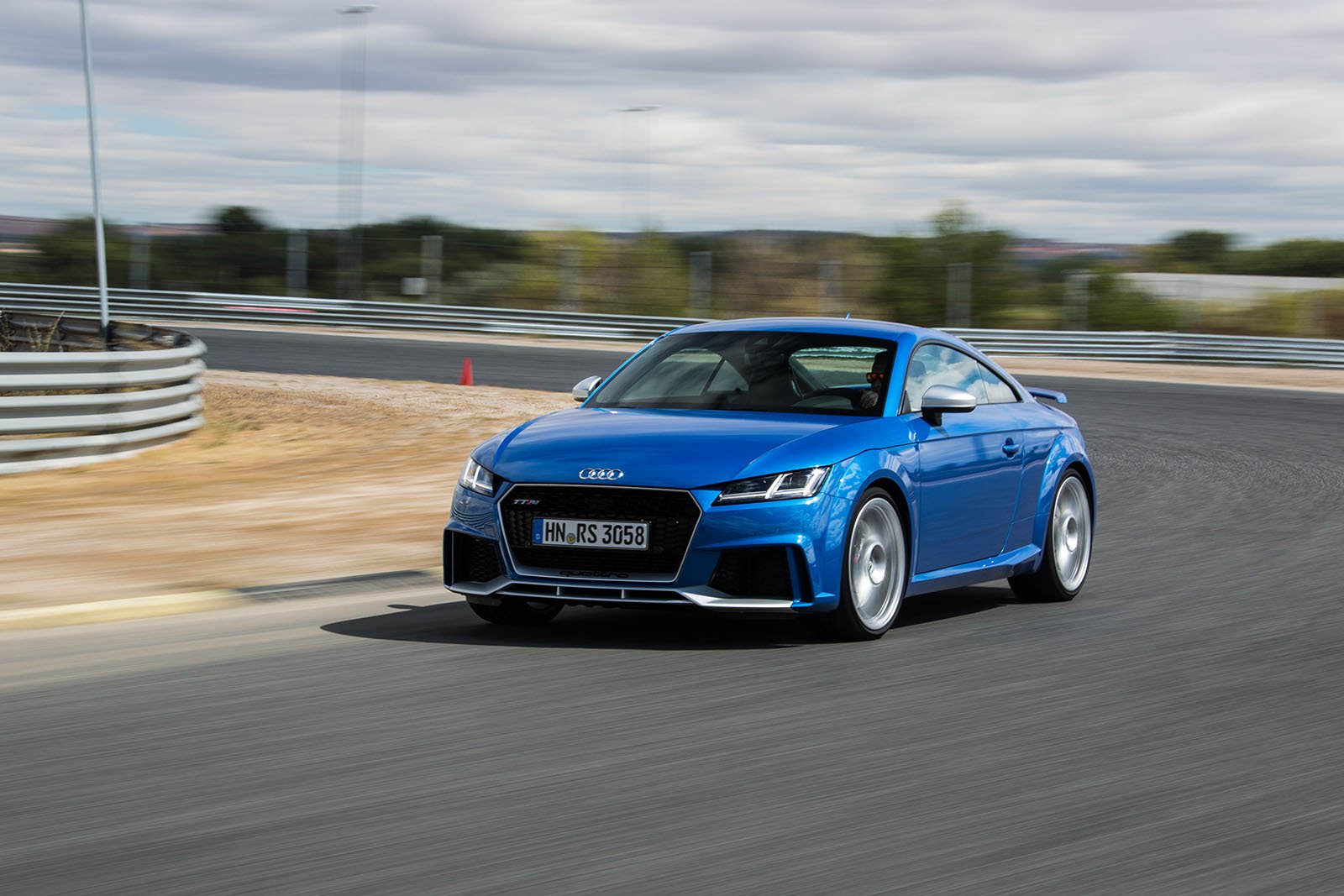 TT RS 02