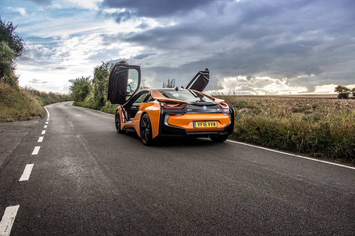 Hybrid Heaven in The BMW i8 9