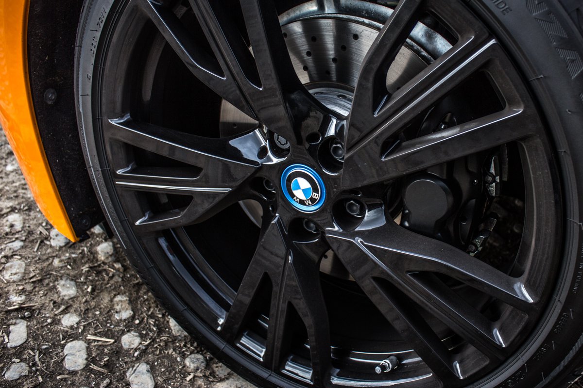 Hybrid Heaven in The BMW i8 6
