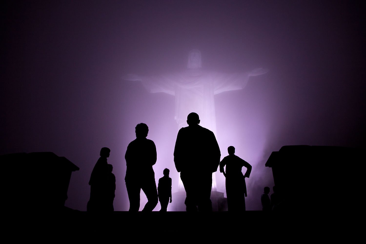 Official White House Photographer Pete Souza Reveals His Favourite Photos Of Obama 21