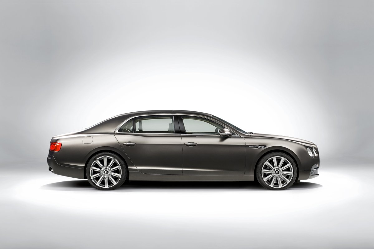 Pure Class – The Bentley Flying Spur W12 11