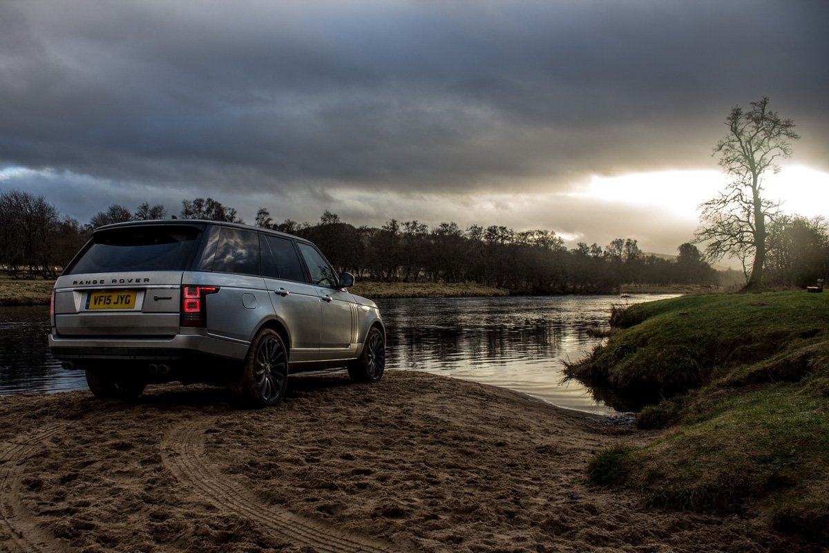 Highland Touring in The Range Rover SVAutobiography 16