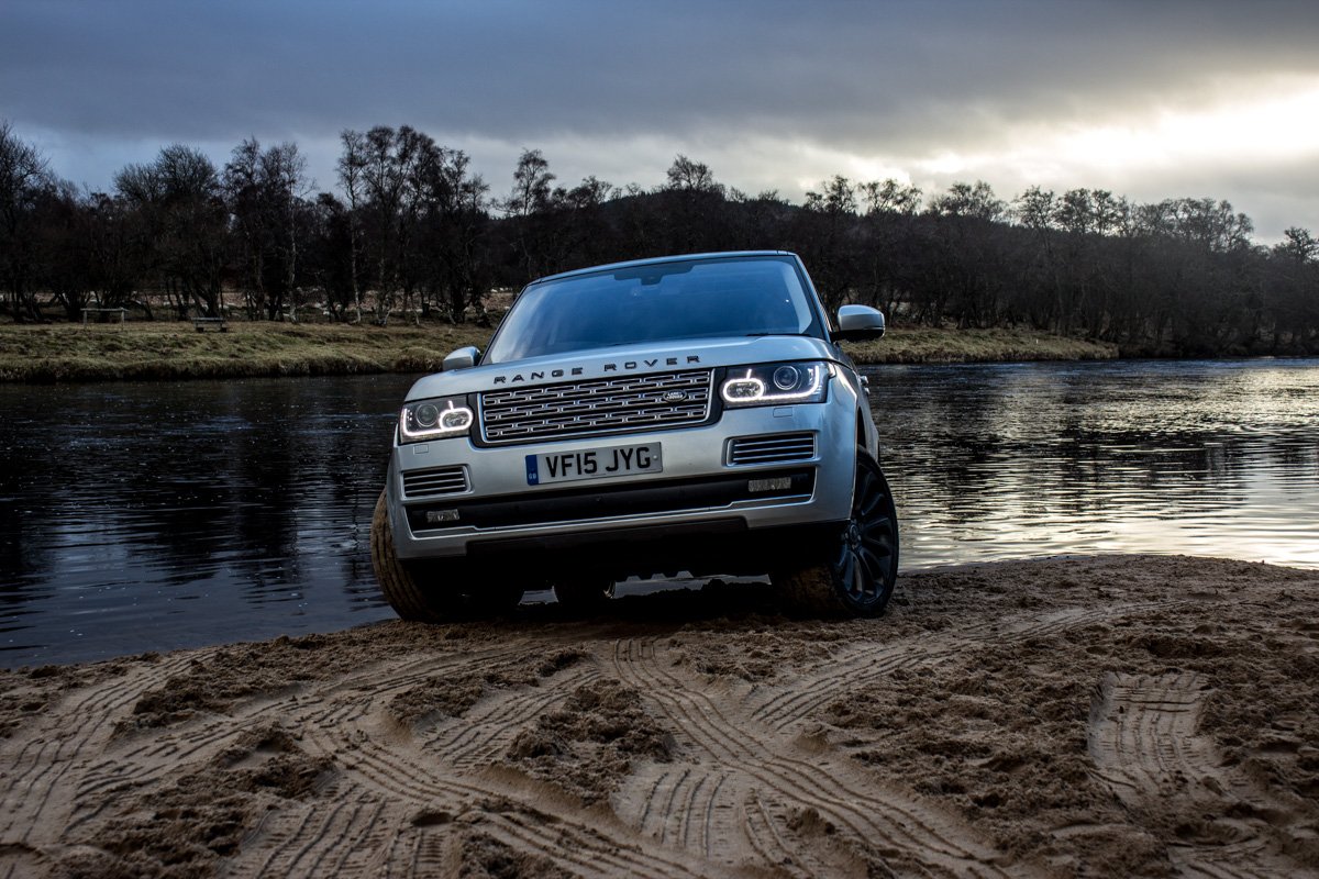 Highland Touring in The Range Rover SVAutobiography 14