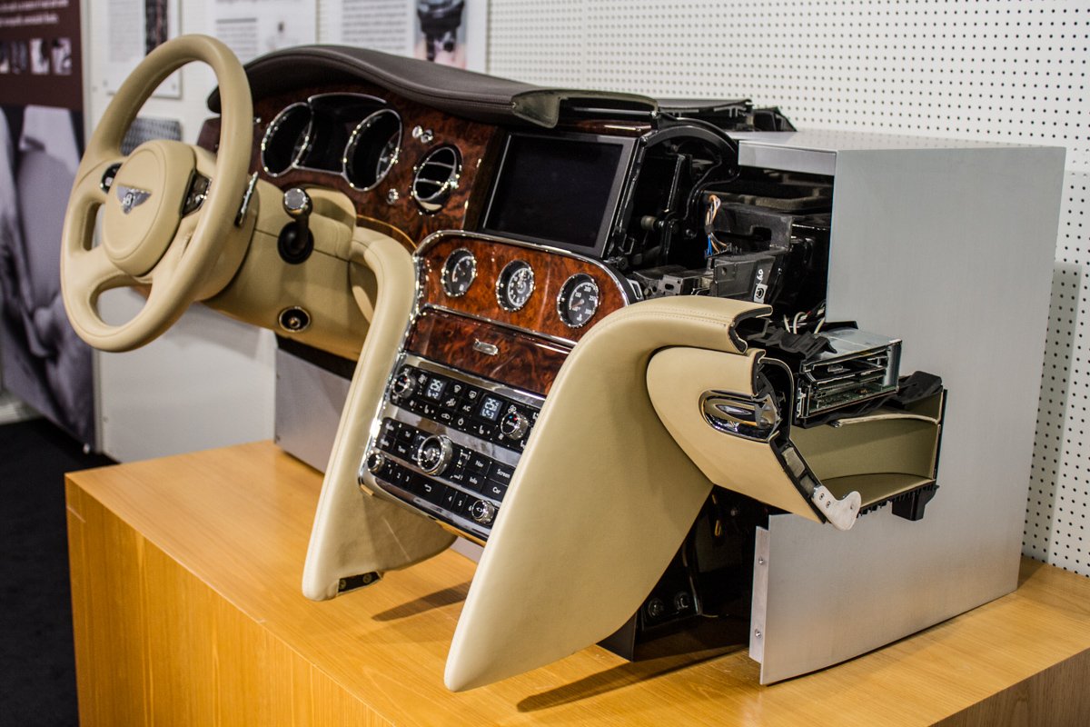 Grand Tour Of The Bentley Factory, Crewe 16