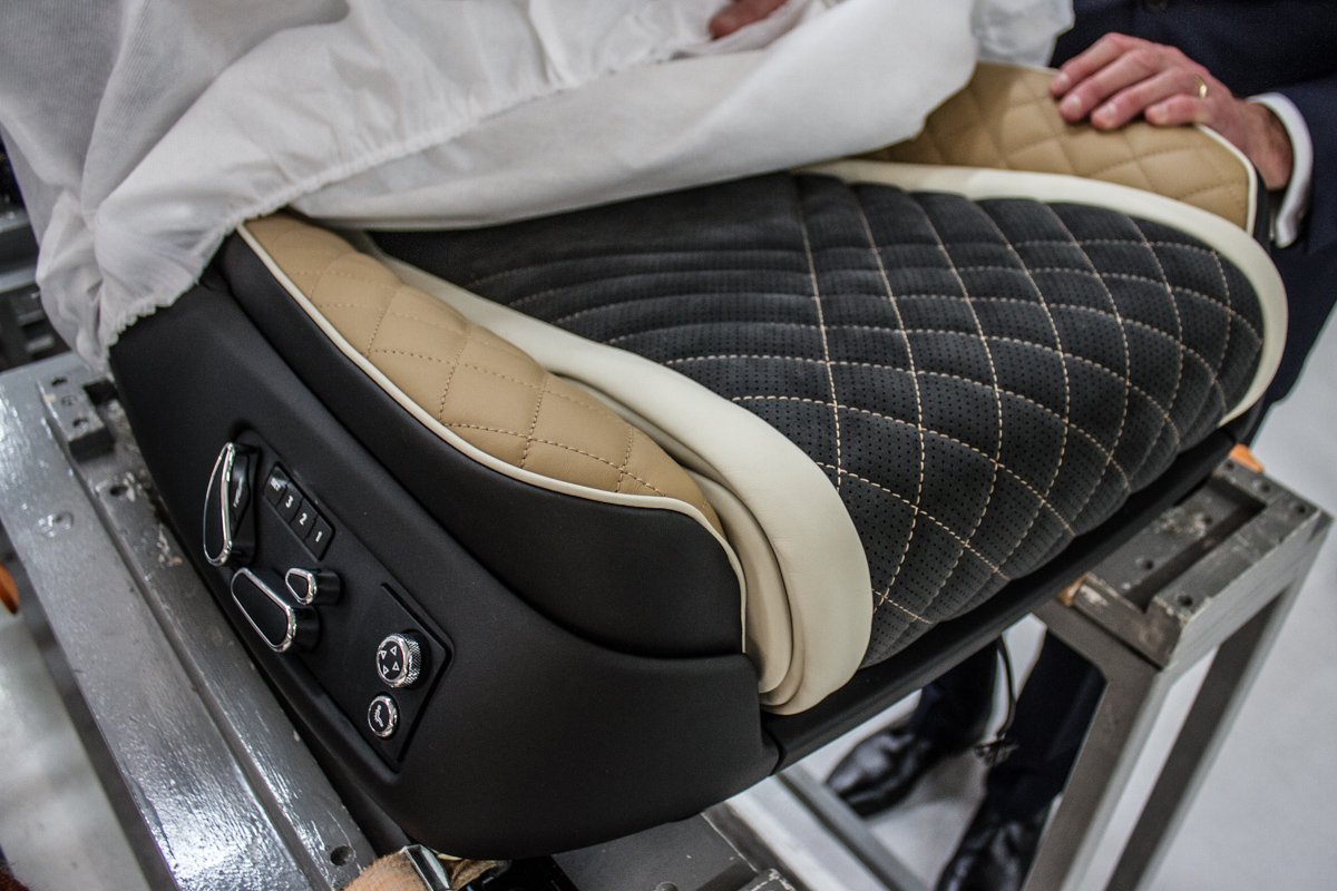 Grand Tour Of The Bentley Factory, Crewe 9