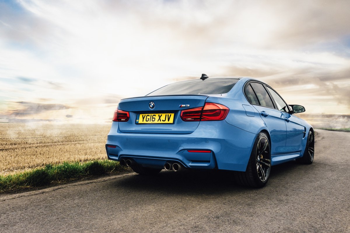 A true performaer: Winter Fun in the BMW M3 3