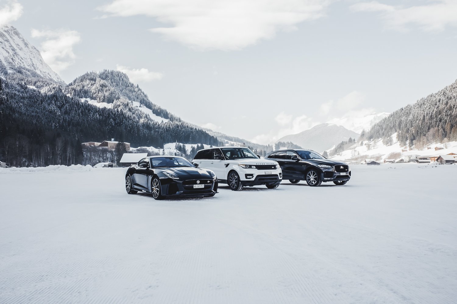 Die Jaguar Land Rover Ice Driving Experience in Gstaad 29
