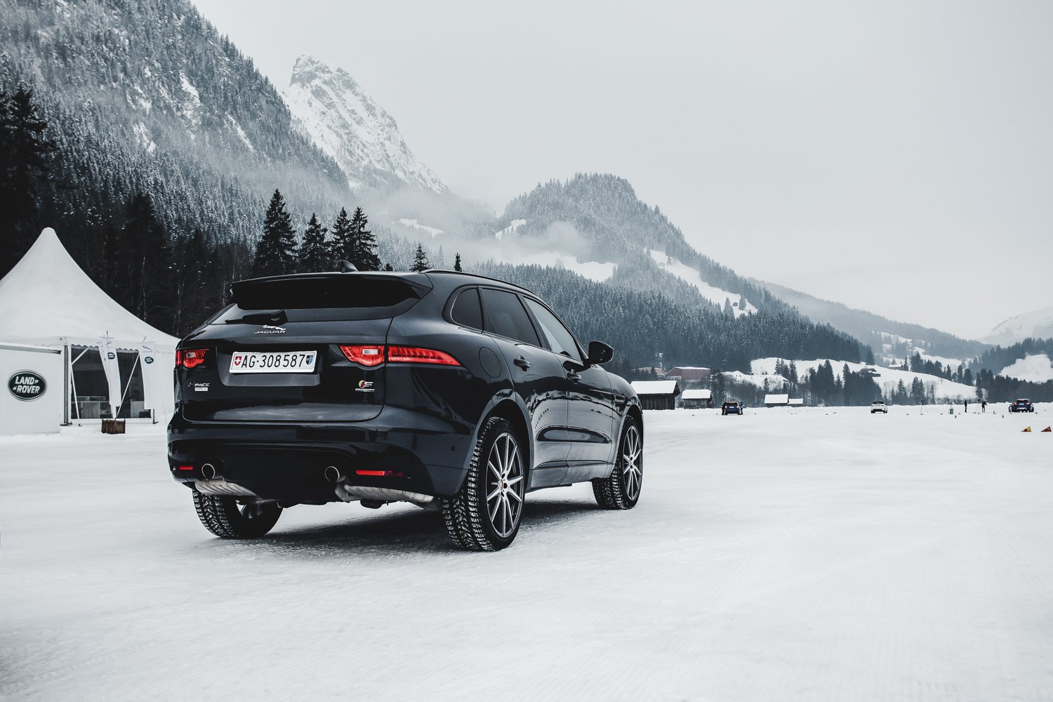 Die Jaguar Land Rover Ice Driving Experience in Gstaad 21