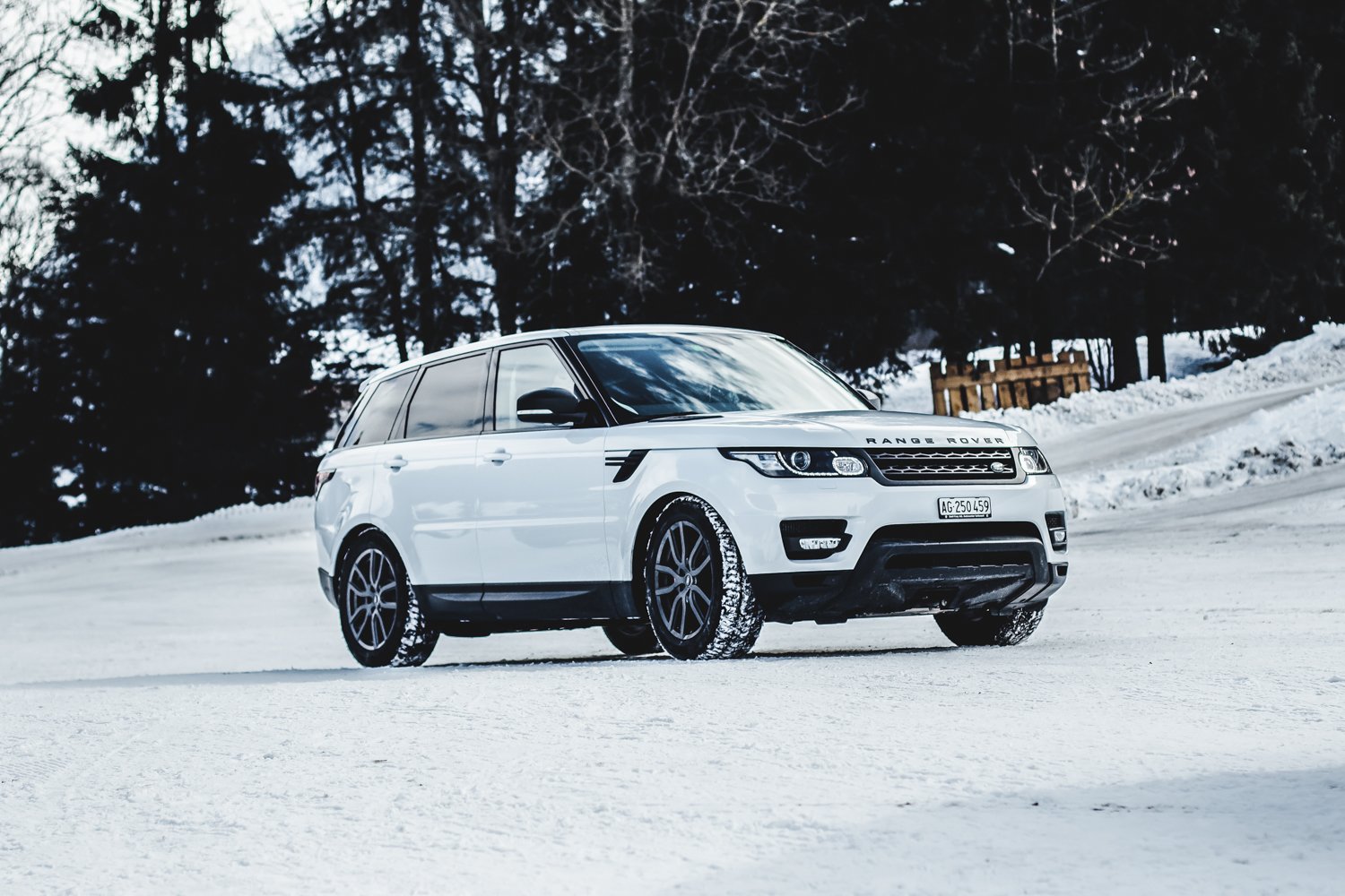 Die Jaguar Land Rover Ice Driving Experience in Gstaad 6