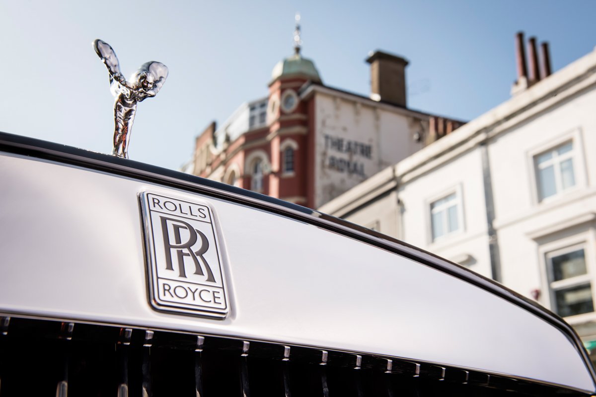 Rolls-Royce X British Music Legends for Bespoke Wraith Series 11
