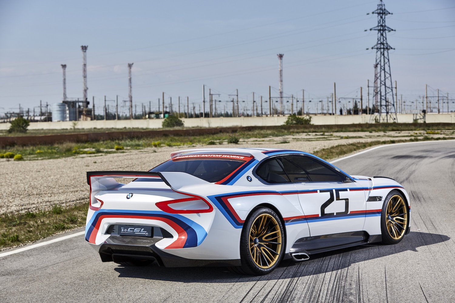 Die Vernetzung von Fahrer und Fahrzeug: <br>Der BMW 3.0 CSL Hommage R. 2