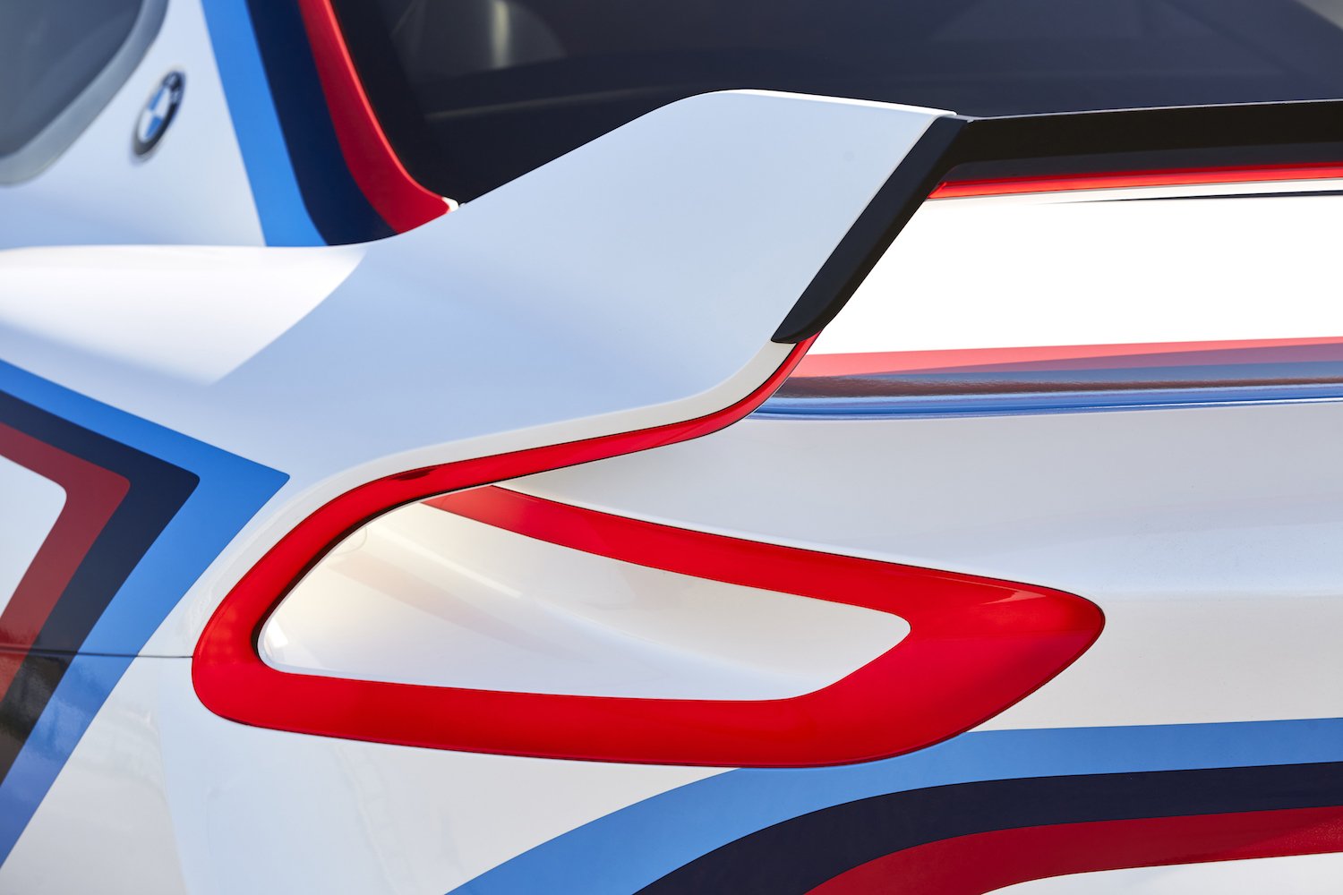Die Vernetzung von Fahrer und Fahrzeug: <br>Der BMW 3.0 CSL Hommage R. 7