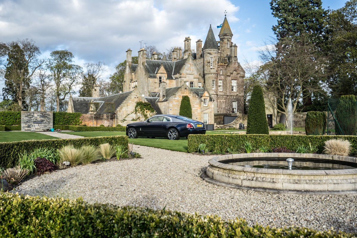 Staying at Carlowrie Castle, Edinburgh 8