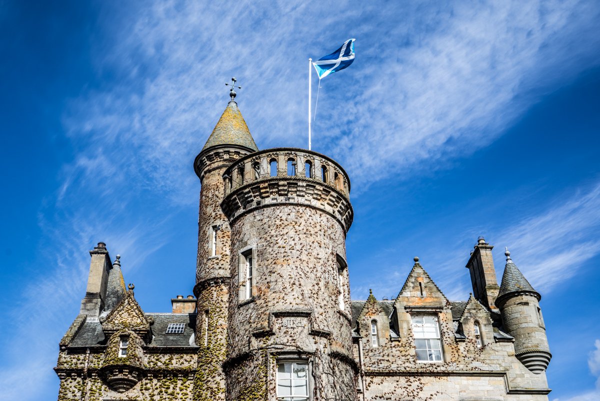Staying at Carlowrie Castle, Edinburgh 7