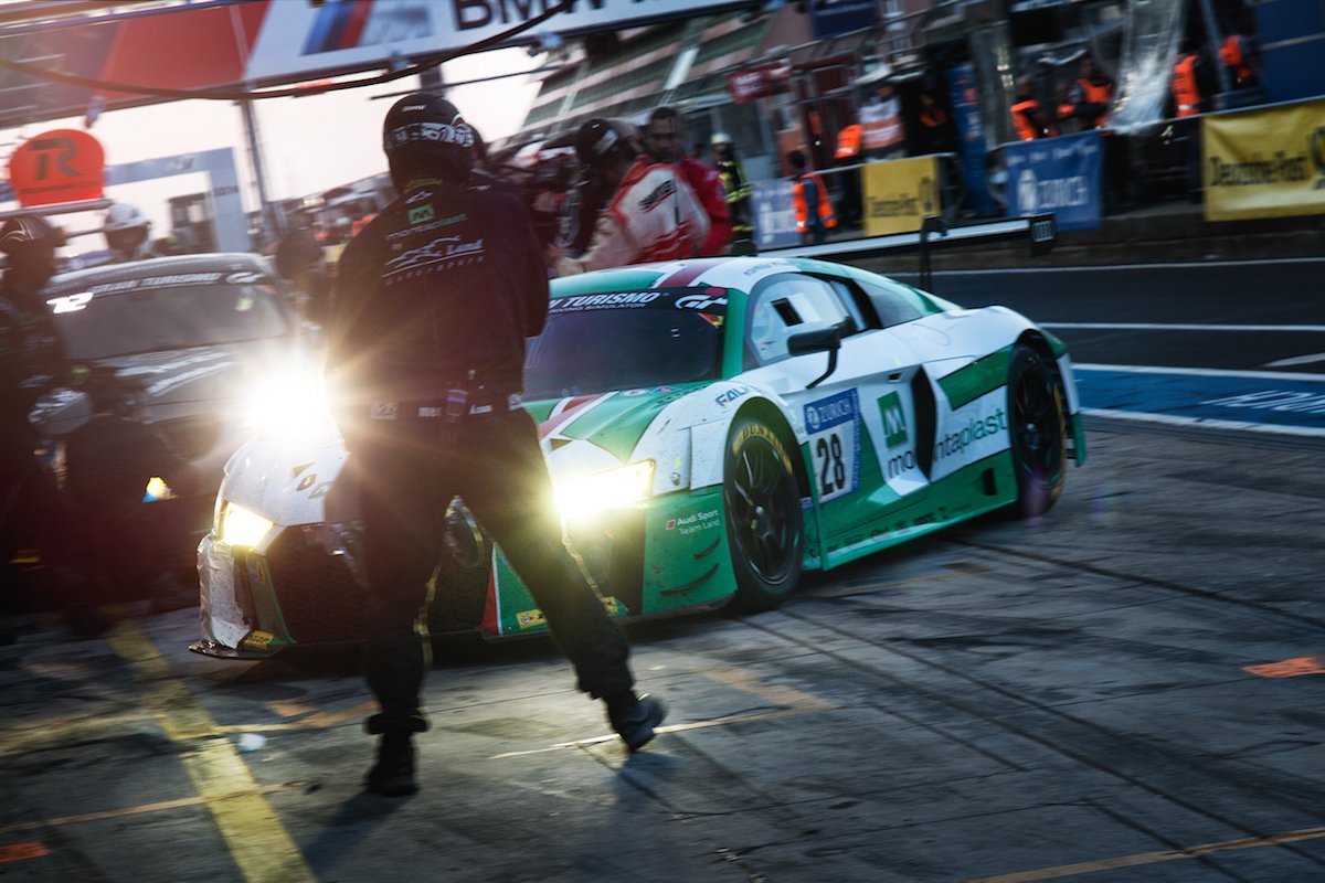 Heiße Drifts beim 24h Rennen am Nürburgring 9