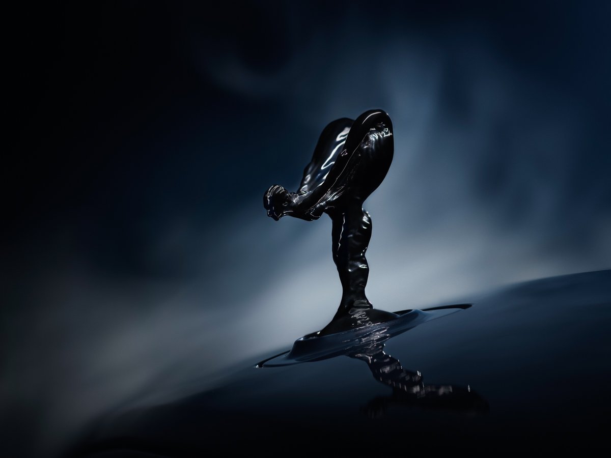 Announcing The Dawn Black Badge by Rolls-Royce 6