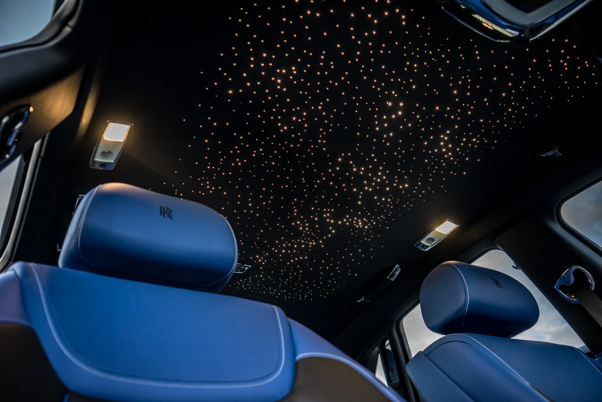 Disappearing Act in the Rolls-Royce Black Badge Ghost 12