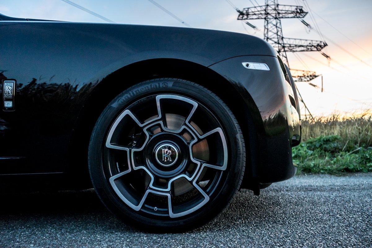 Disappearing Act in the Rolls-Royce Black Badge Ghost 6