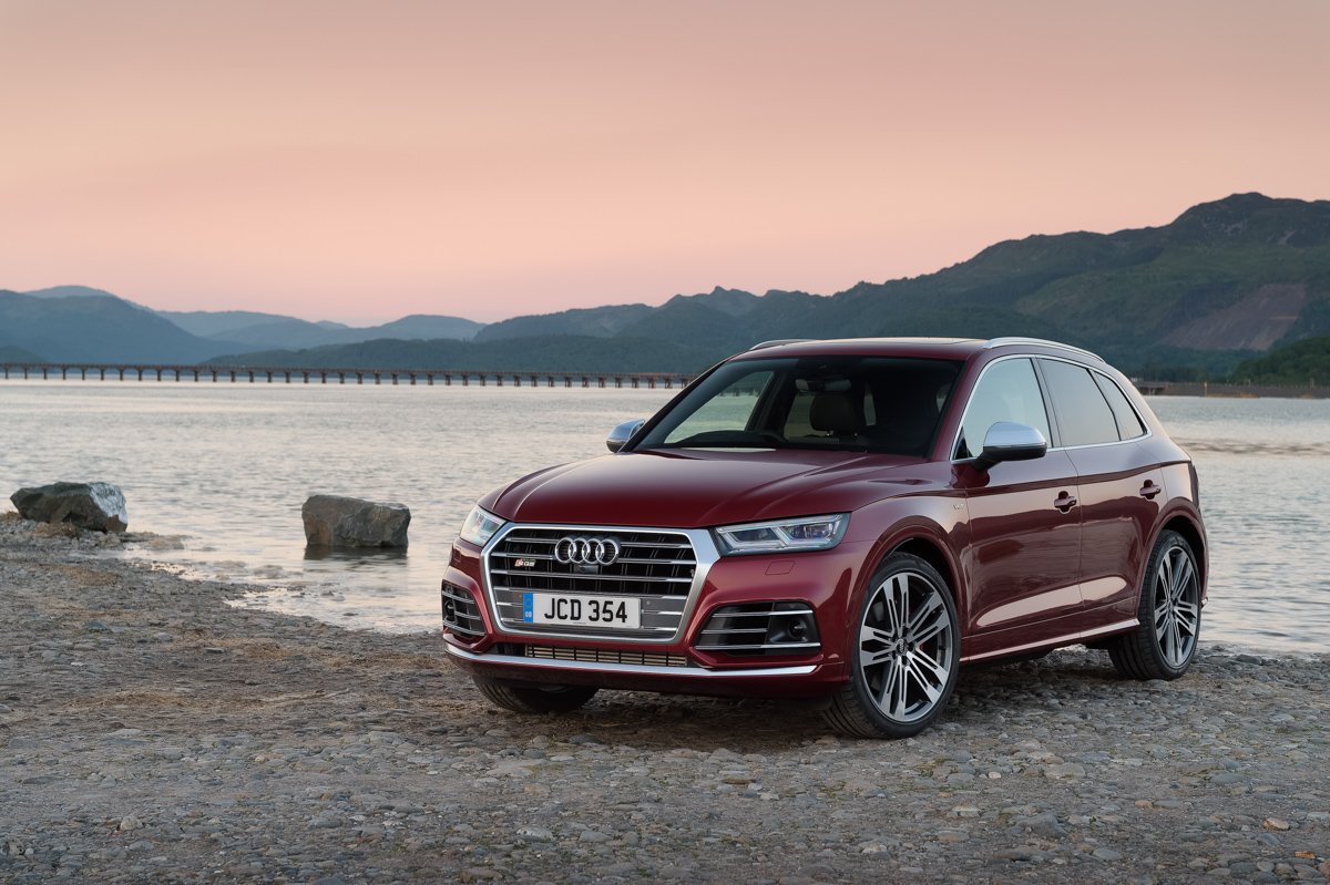 Four-Wheel Fun in The Audi SQ5 7