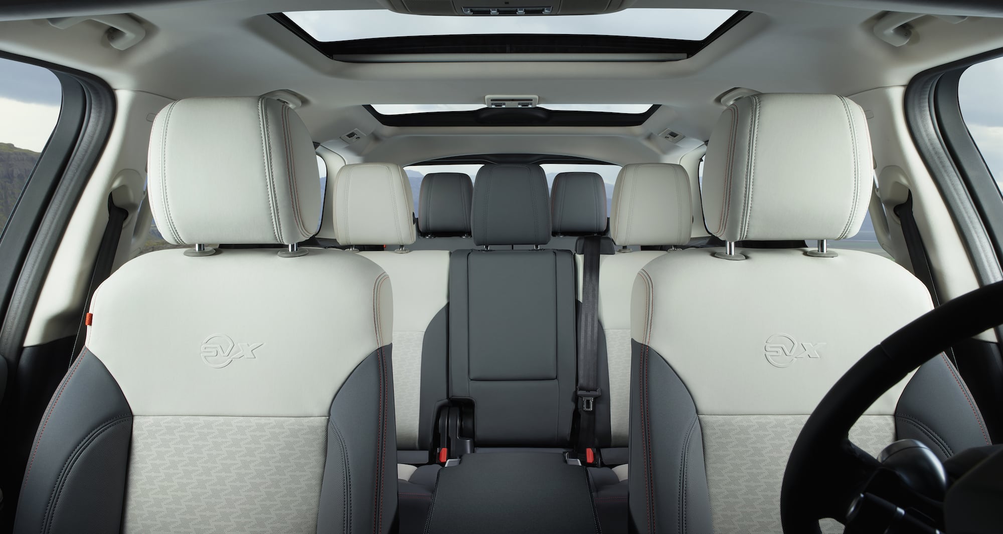 Mehr als nur ein SUV: Der neue Land Rover Discovery SVX 10