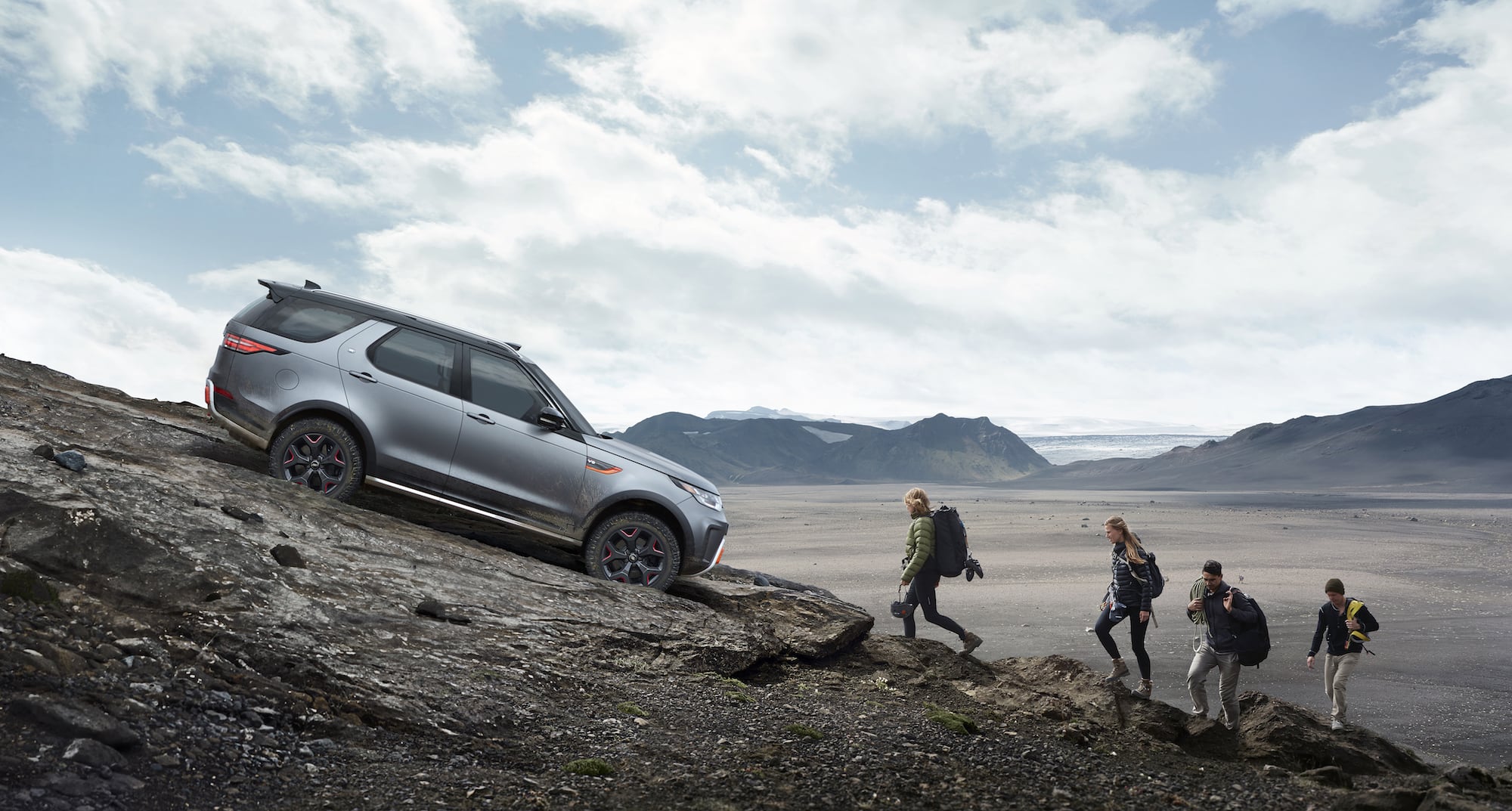 Mehr als nur ein SUV: Der neue Land Rover Discovery SVX 1