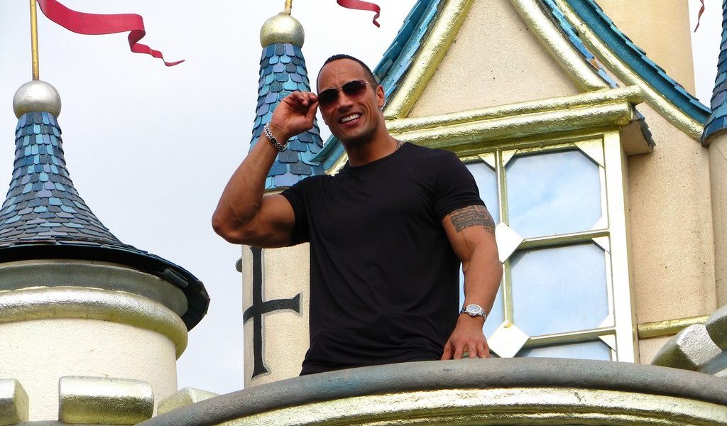 Dwayne Johnson’s Vermögen: So verdient er sein Geld und so gibt er es wieder aus