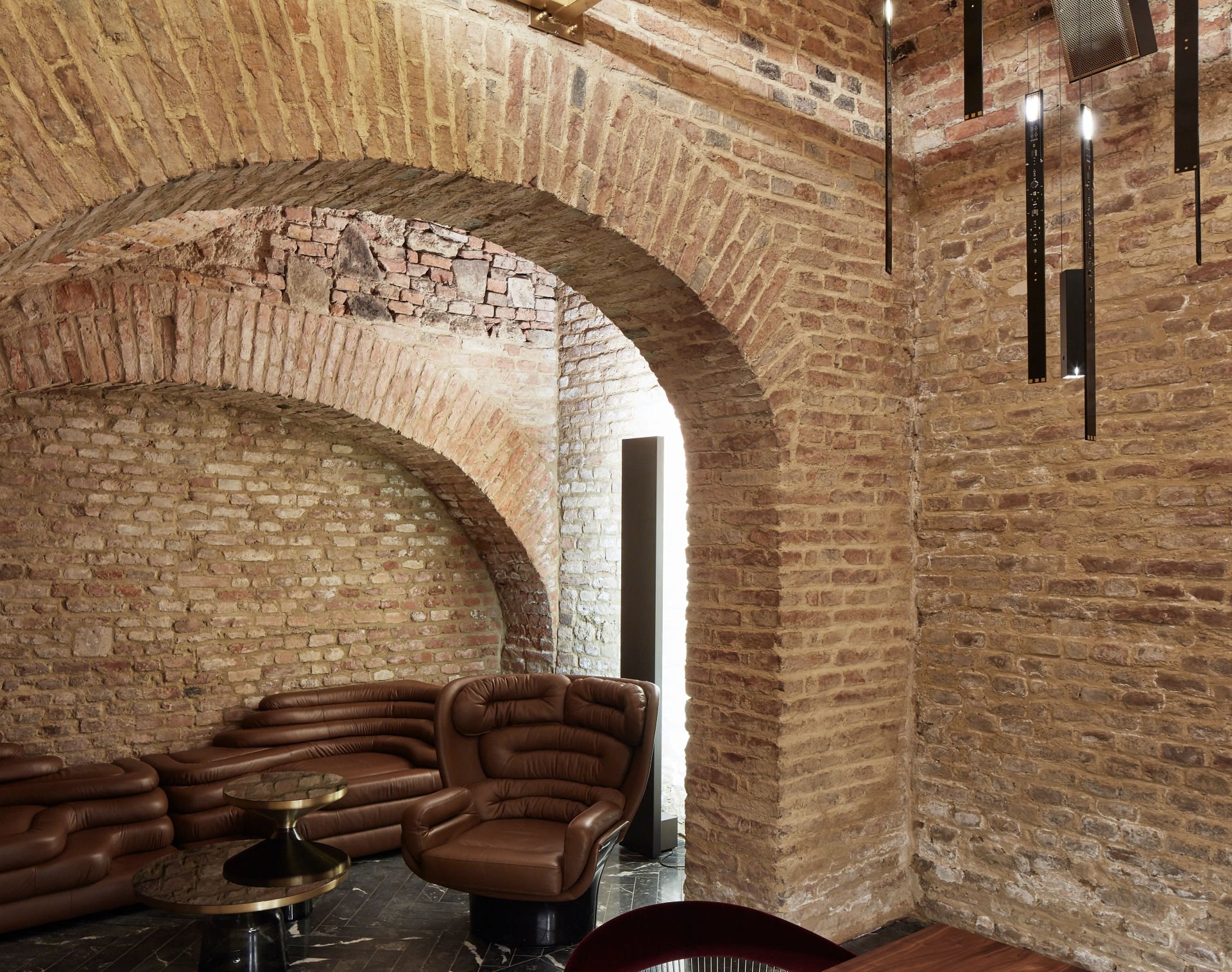 Krypt Bar: Eine Cocktailbar 12 Meter unter der Erde 7