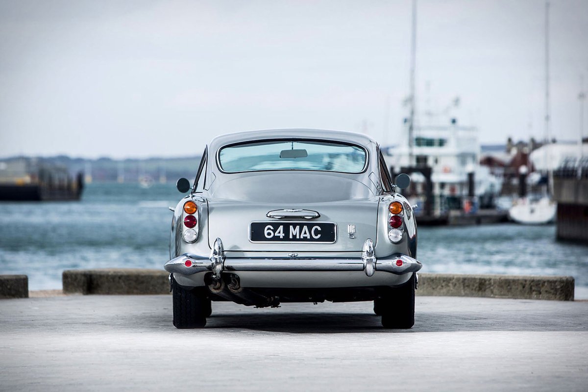 Paul McCartney’s 1964er Aston Martin DB5 wird für $ 2 Mio. versteigert 2