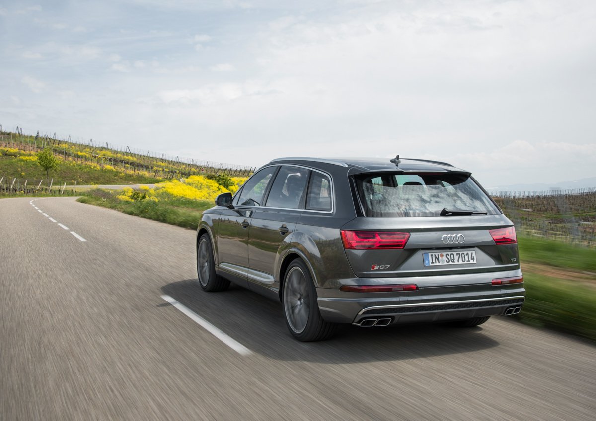 Premium SUV Feels With The Audi SQ7 7
