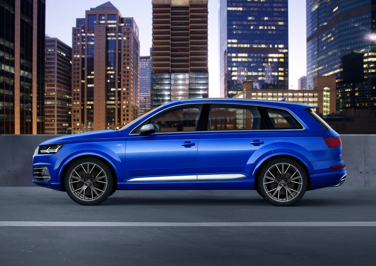 Premium SUV Feels With The Audi SQ7 1