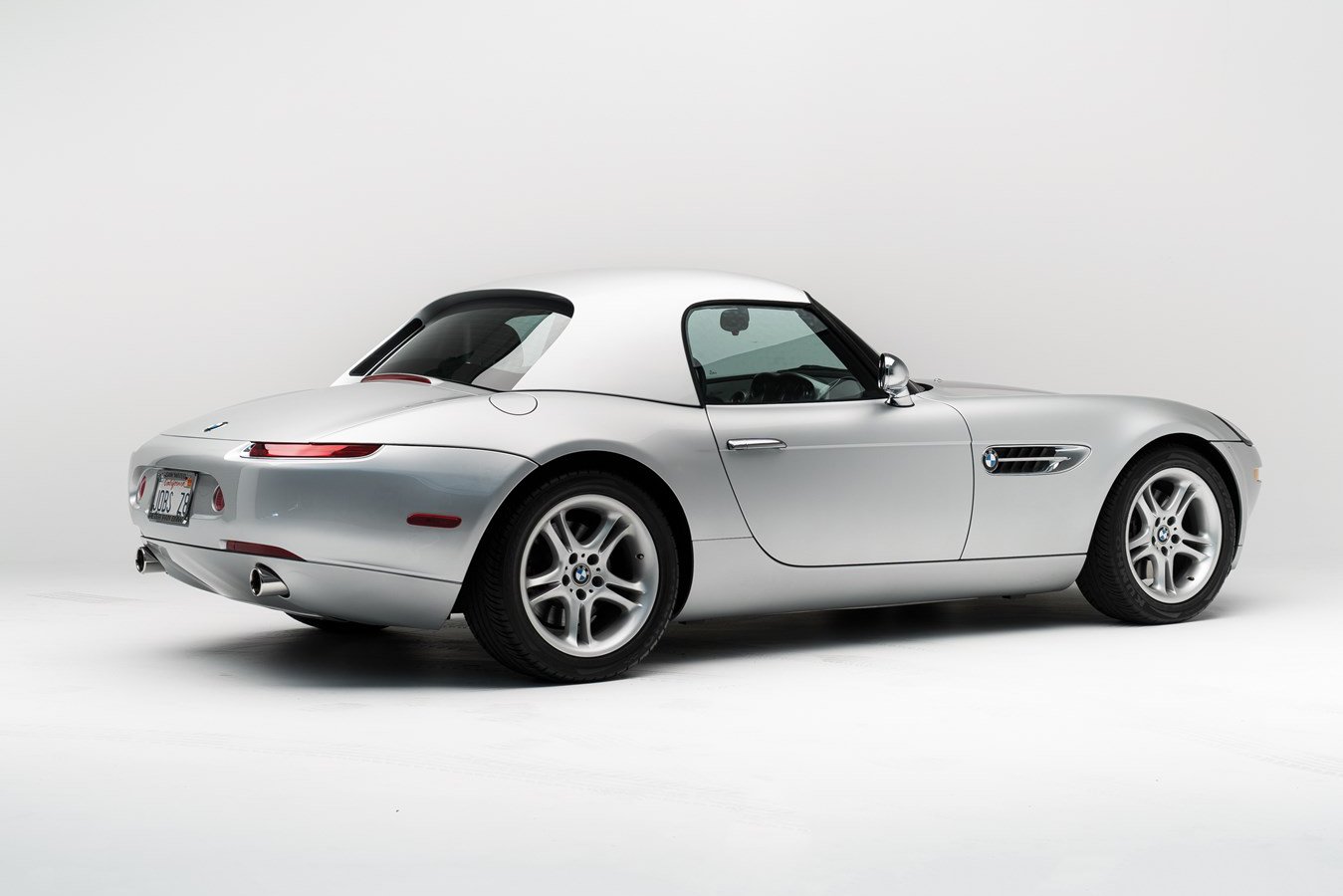 Steve Jobs BMW Z8 wird für geschätzte $400.000 Dollar versteigert 2
