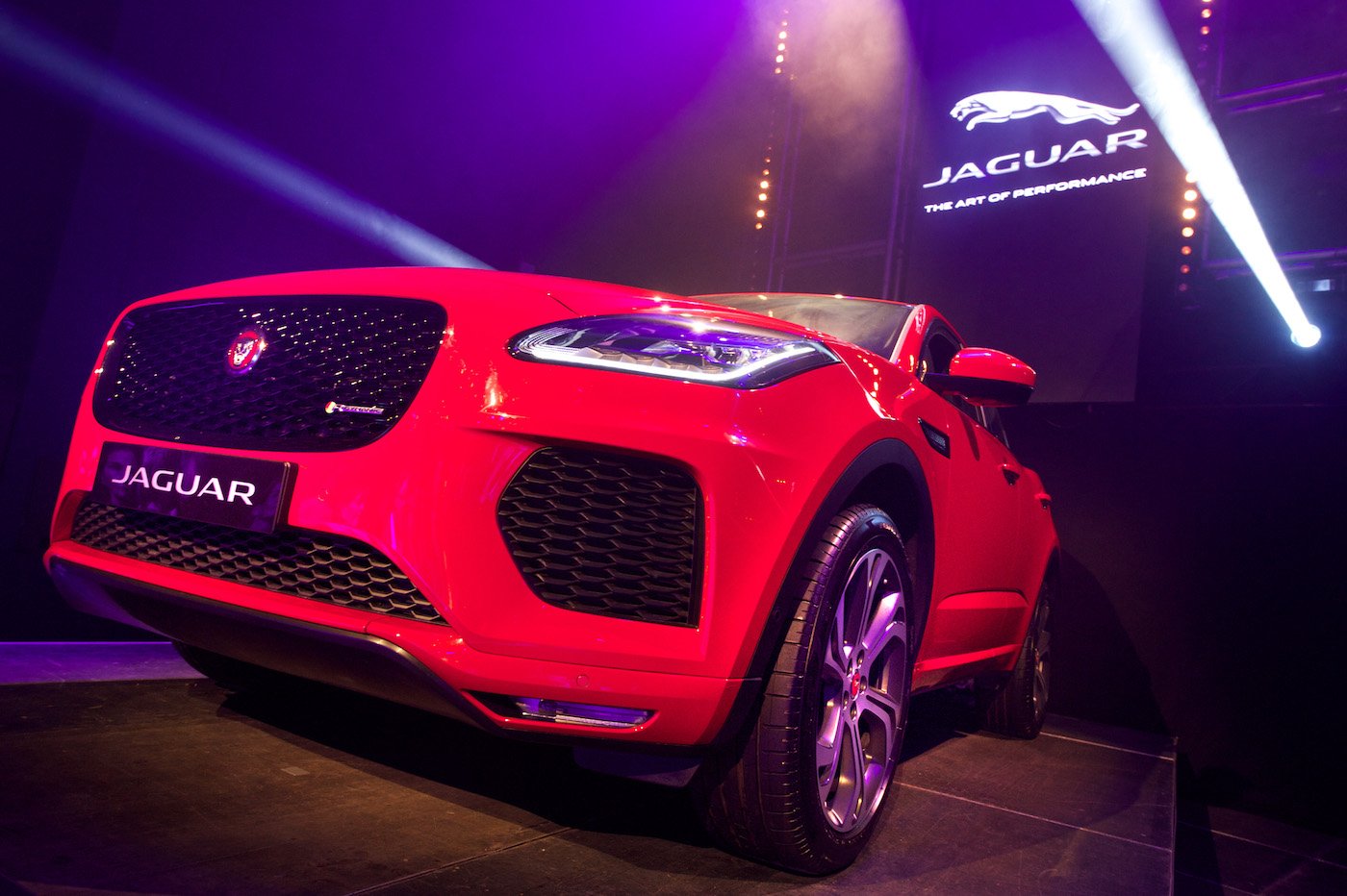 Star-DJ Alle Farben begeistert 500 Gäste beim exklusiven E-Pace Konzert 7