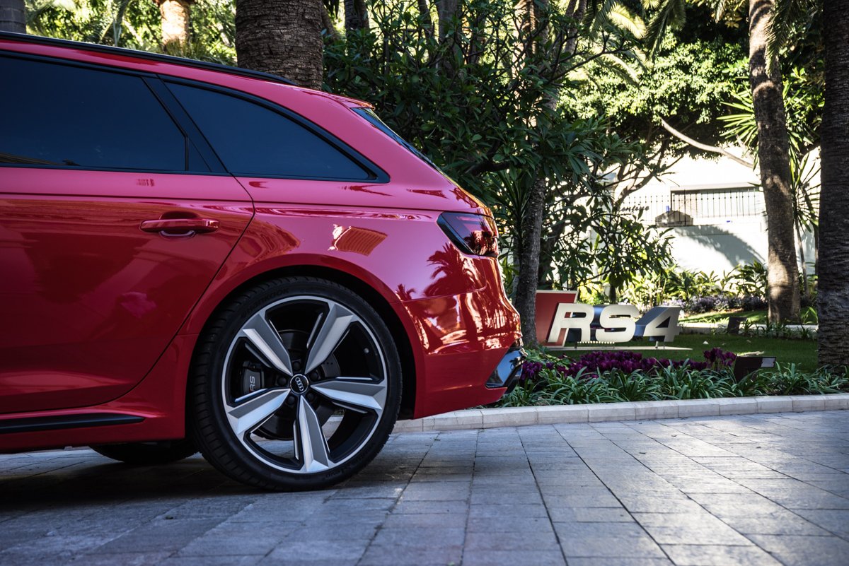 Touring Malaga With The New Audi RS4 Avant 5
