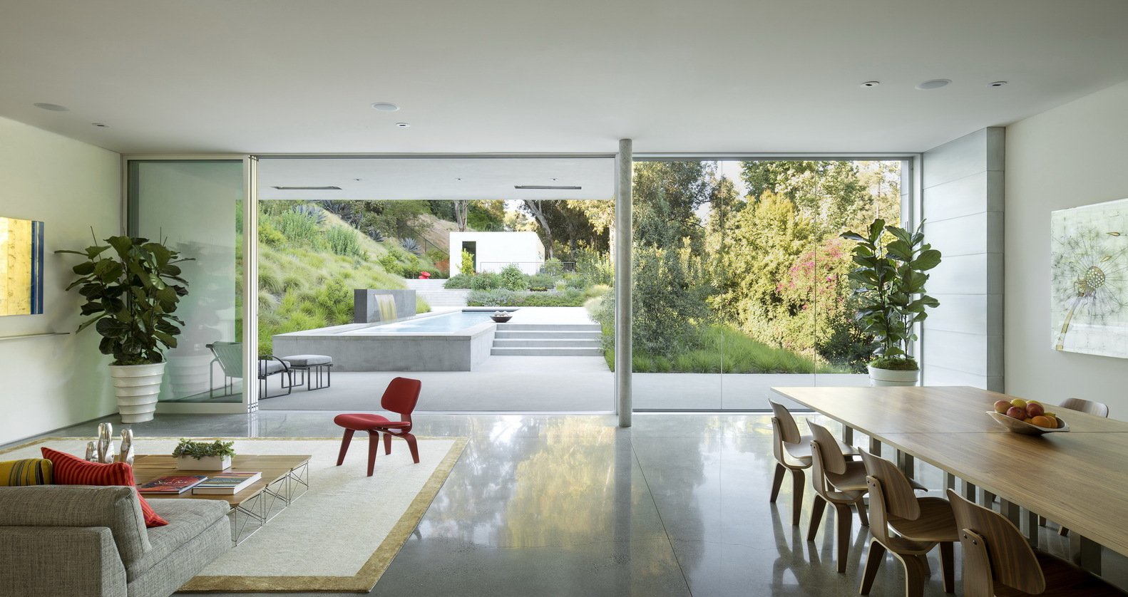 Eingebettet in die Natur von Beverly Hills: Die Coldwater Canyon Residenz 4