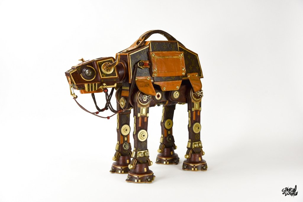 Star Wars Skulpturen aus alten Louis Vuitton Taschen 4