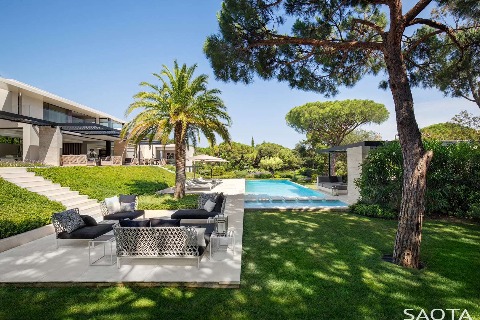 An der französischen Riviera: St. Tropez Residence by SAOTA 4