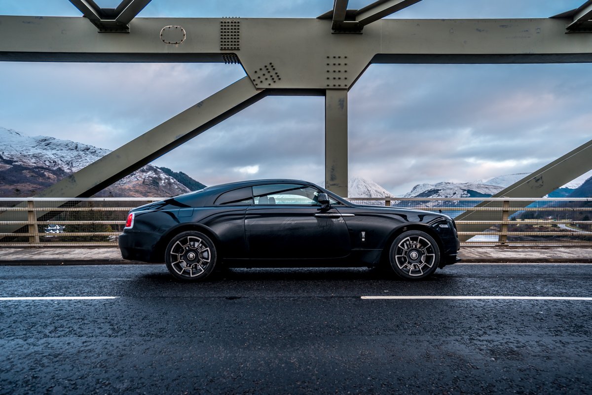 Touring With a Super GT. The Rolls-Royce Wraith Black Badge 3