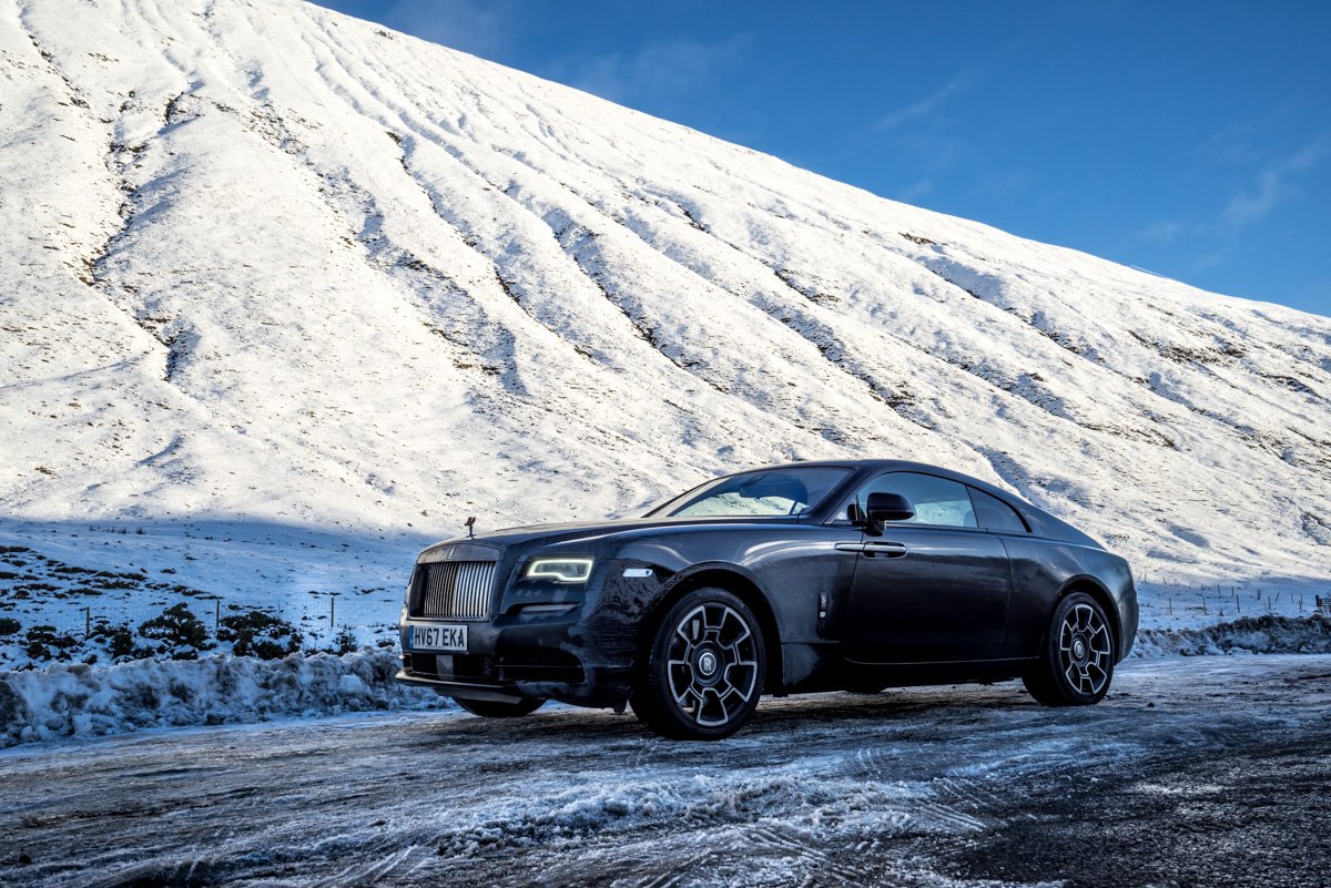 Touring With a Super GT. The Rolls-Royce Wraith Black Badge 8
