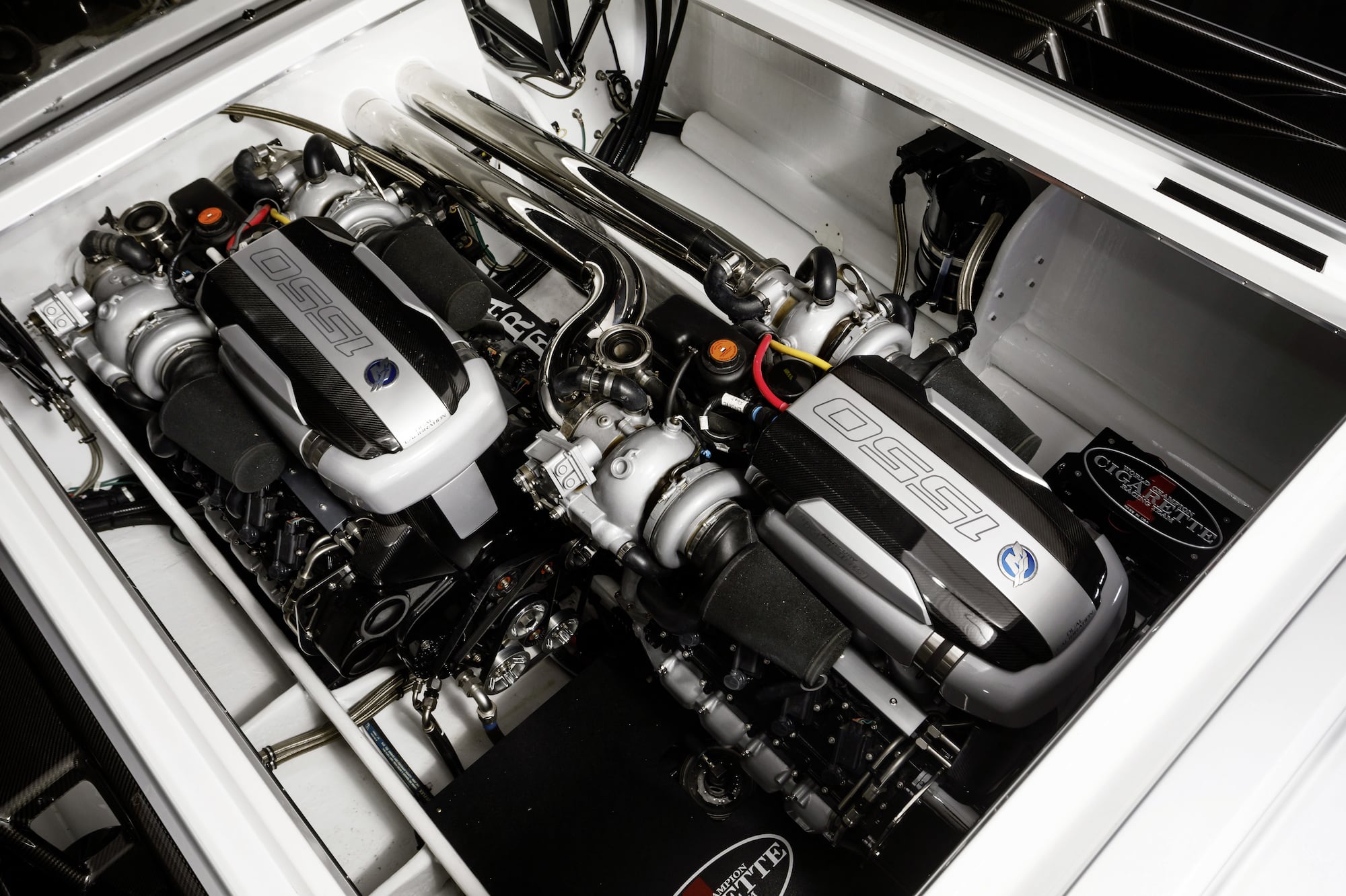 Cigarette Racing 515 Project ONE: The new performance benchmark on the water 5