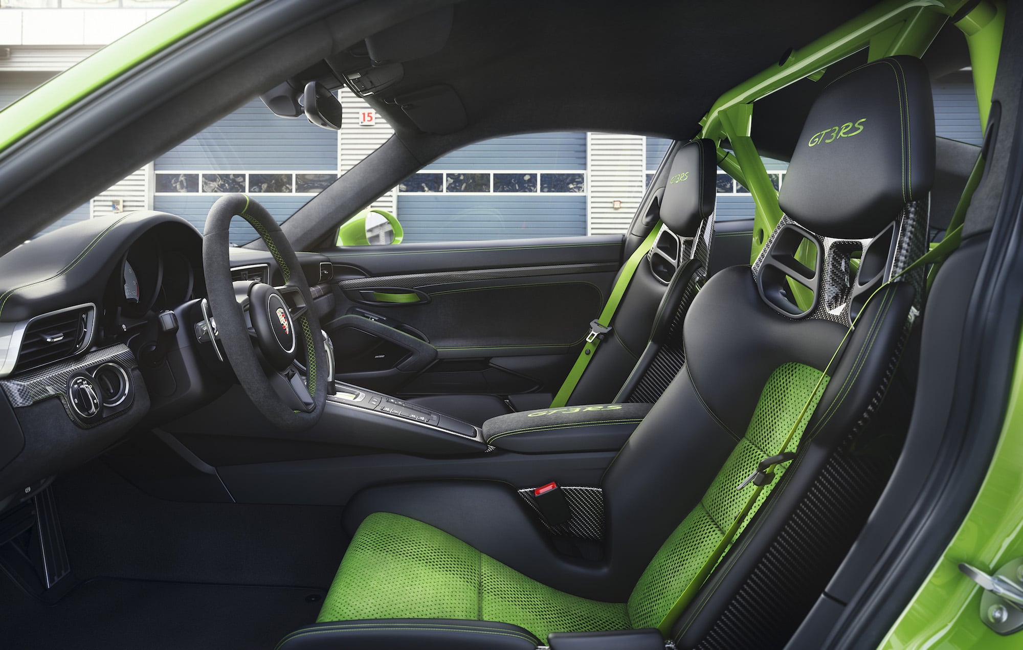 Porsche 911 GT3 RS 09