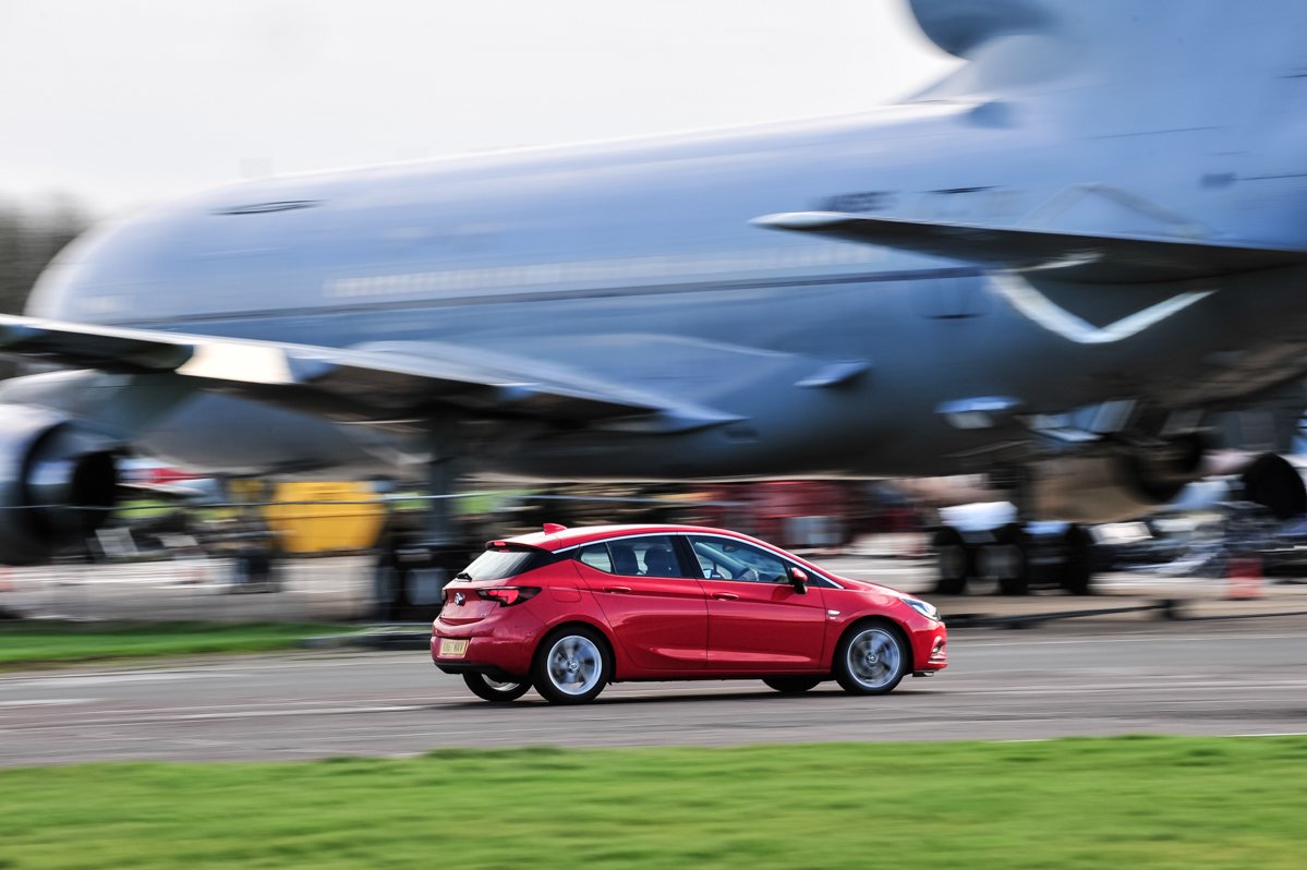 F1 Driver Training With Rob Wilson X Vauxhall 8