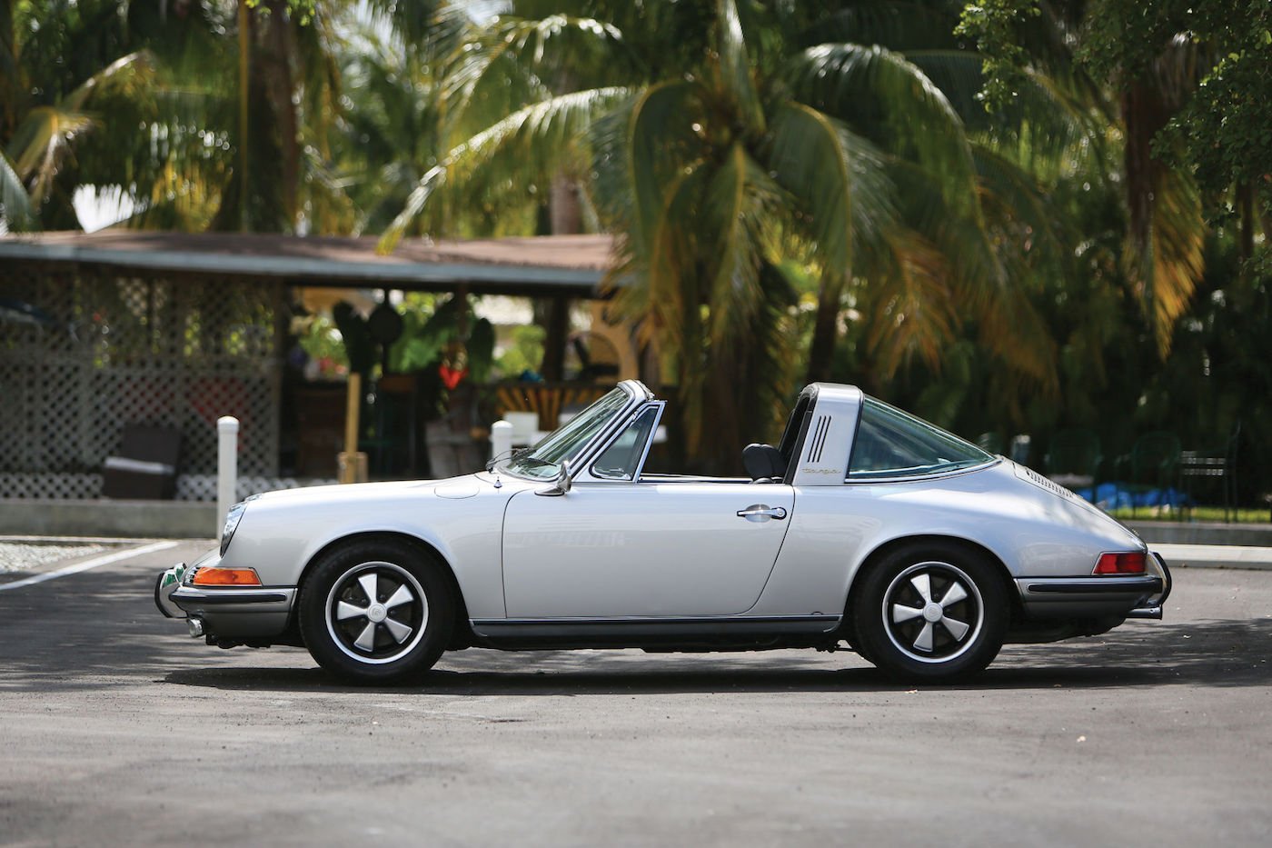 Ein Porsche 911 S Targa von 1971 kommt unter den Hammer 8