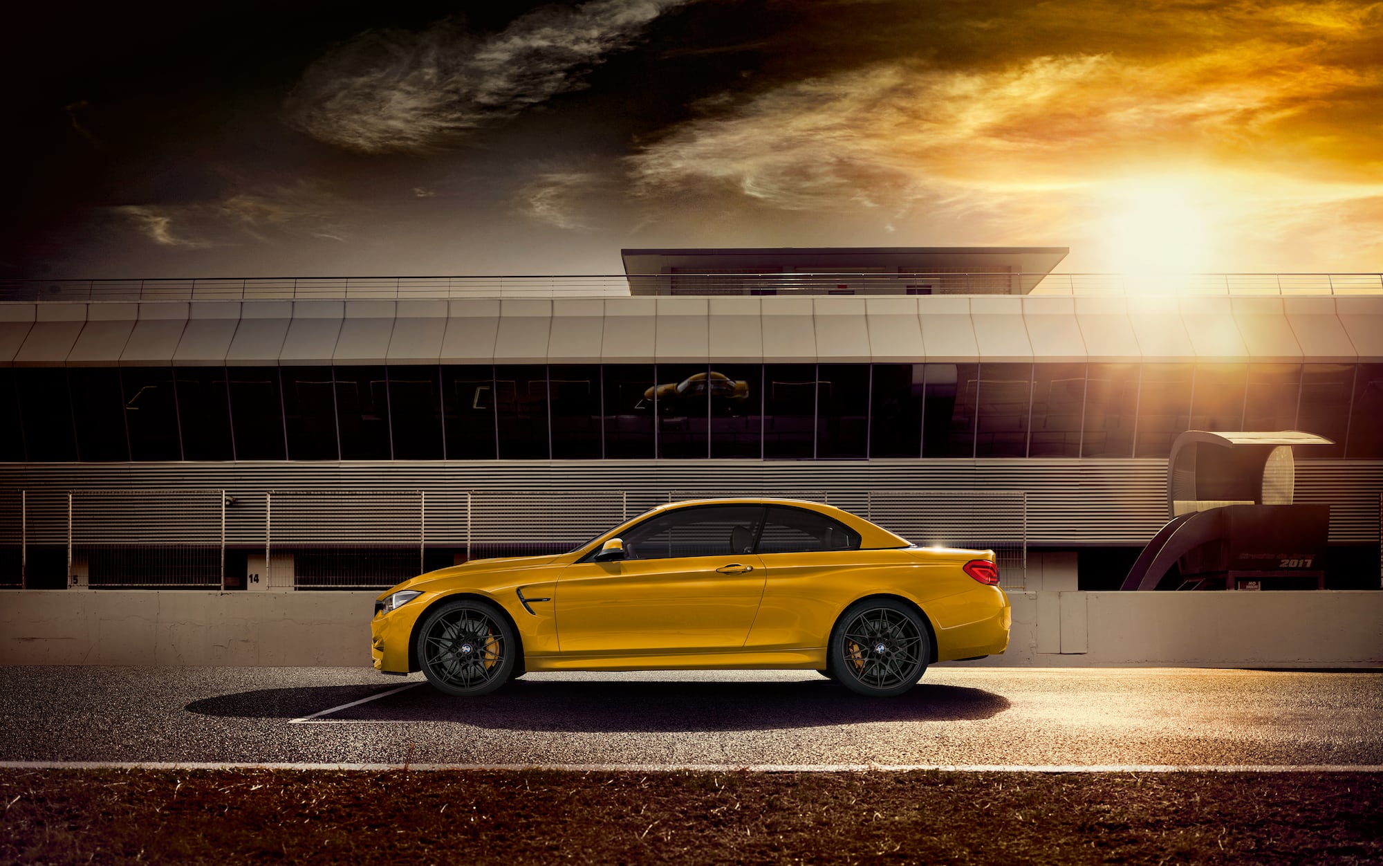 Die neue BMW M4 Cabrio Edition 30 Jahre 3
