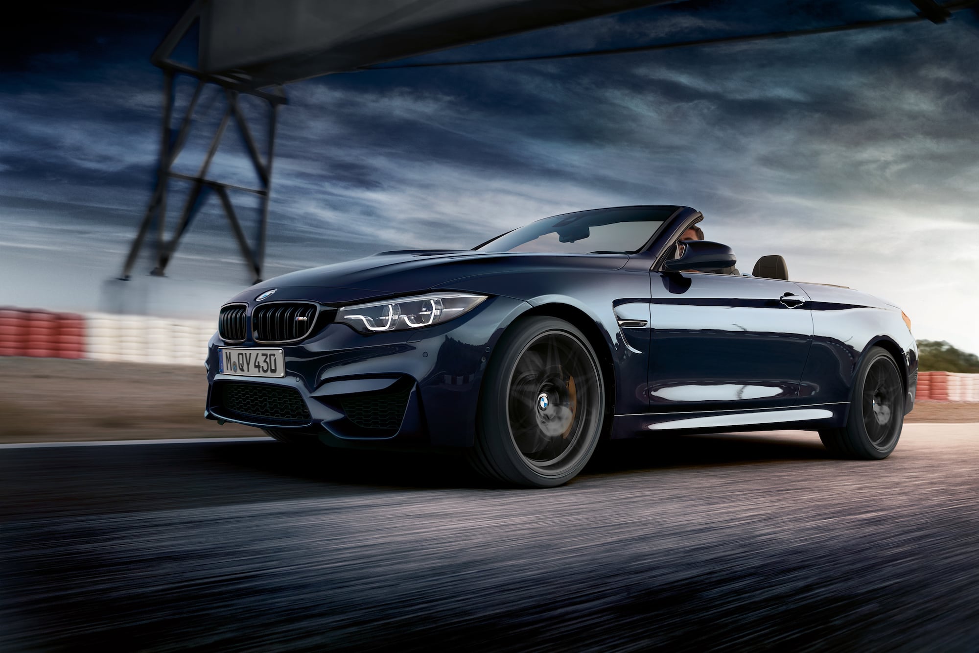 Die neue BMW M4 Cabrio Edition 30 Jahre 10