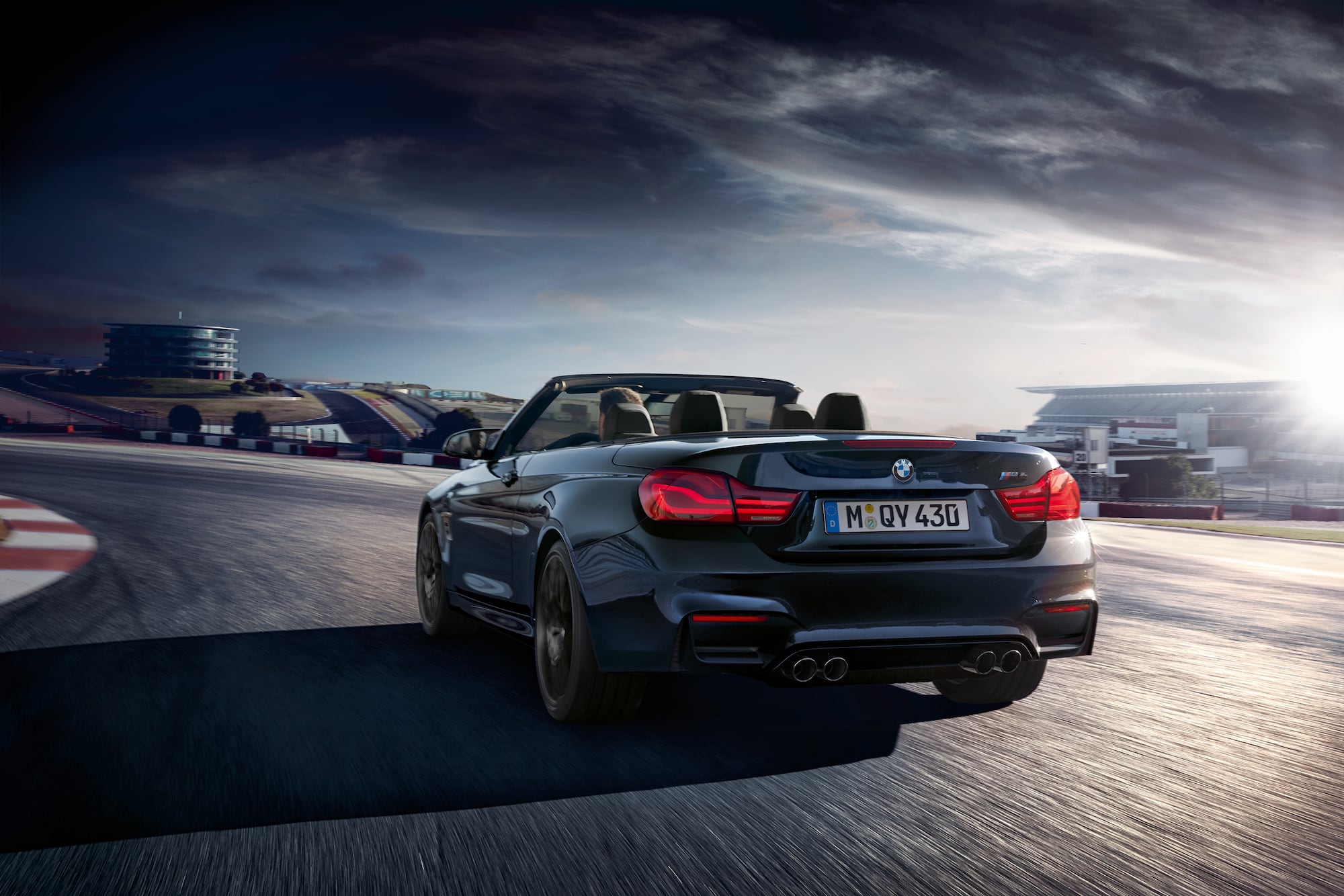 Die neue BMW M4 Cabrio Edition 30 Jahre 11